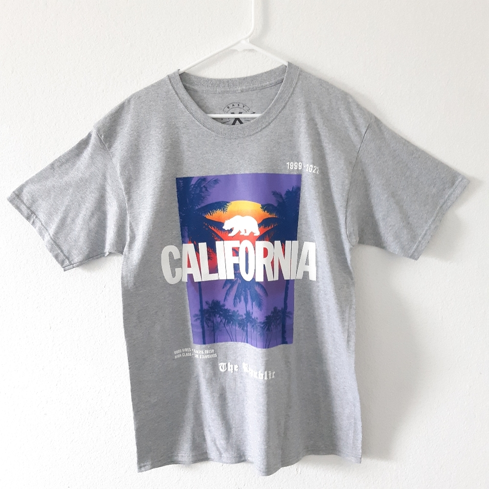 California T-shirt Men's Size L